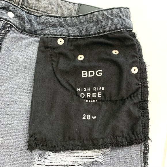 BDG “Dree Cheeky” jean shorts UO - Picture 6 of 11